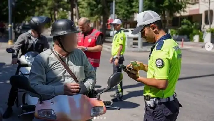 Isparta'da Trafik Denetimleri Hız Kesmeden Devam Ediyor: Güvenli Sürüş İçin Önlemler Alınıyor