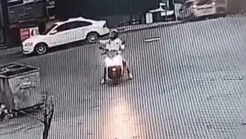 İstanbul'da Bir AVM'ye Silahlı Saldırı: Güvenlik Alarmı!
