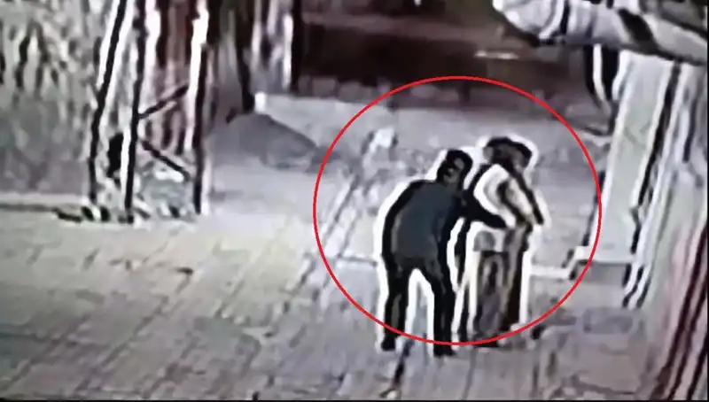 Polisler, Kapkaççılara Yönelik Pazarcı ve Simitçi Kılığına Girdi!