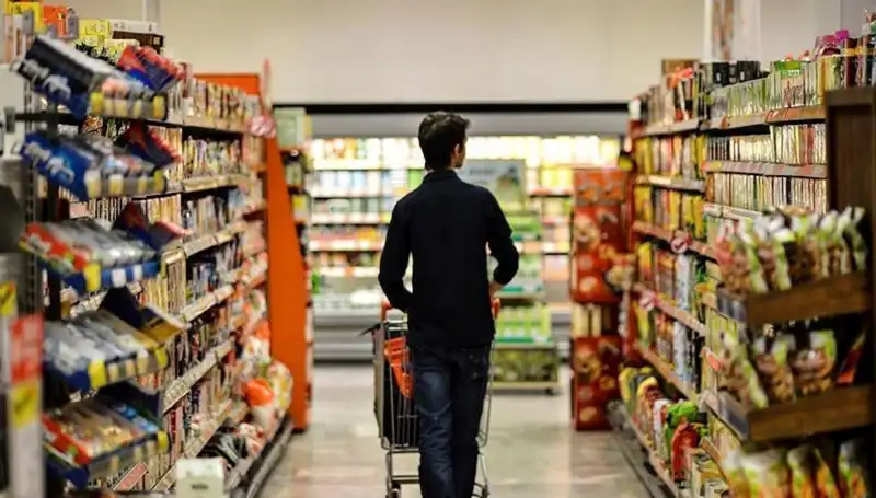 2025 Nisan Ayı Enflasyon Verileri: Ekonomistlerin Beklentileri ve Tarih