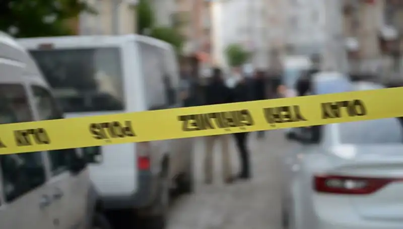 Satır ve Bıçaklı Kavgada Dehşet: Bir Ölü, Bir Yaralı