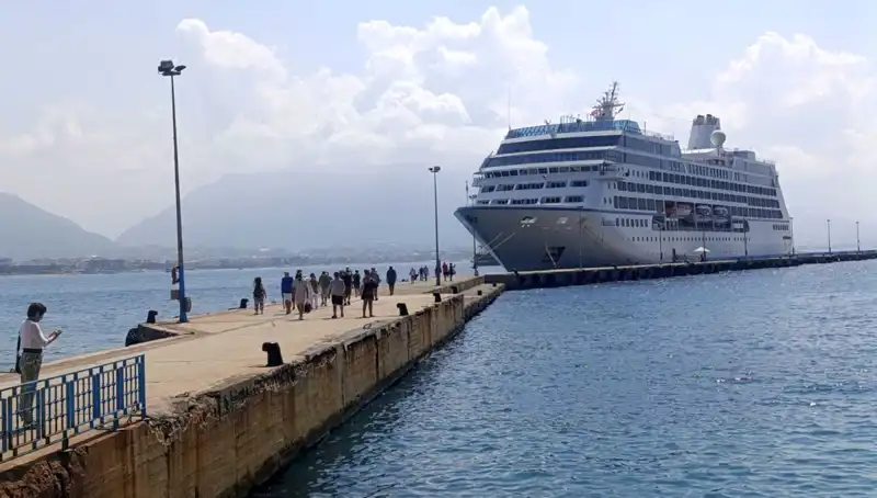 Alanya, ABD'li Turistlerin Yeni Gözdesi: Kruvaziyerle Gelen Kalabalık