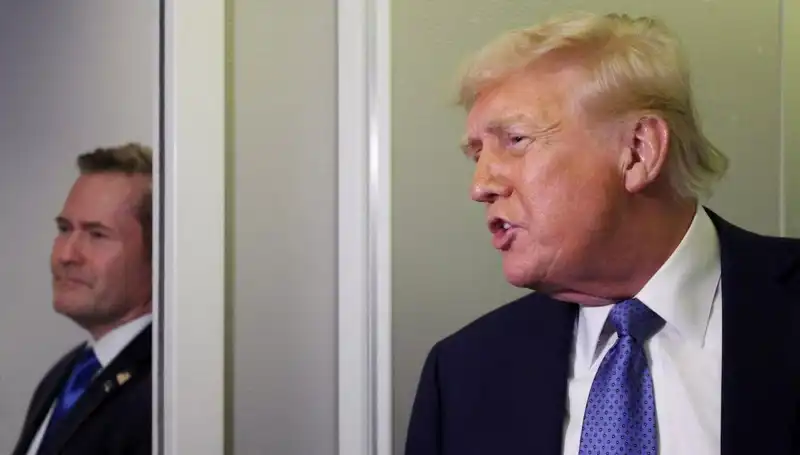 Trump'ın Sırrı Açığa Çıktı: Mike Waltz Görevden Alındı!