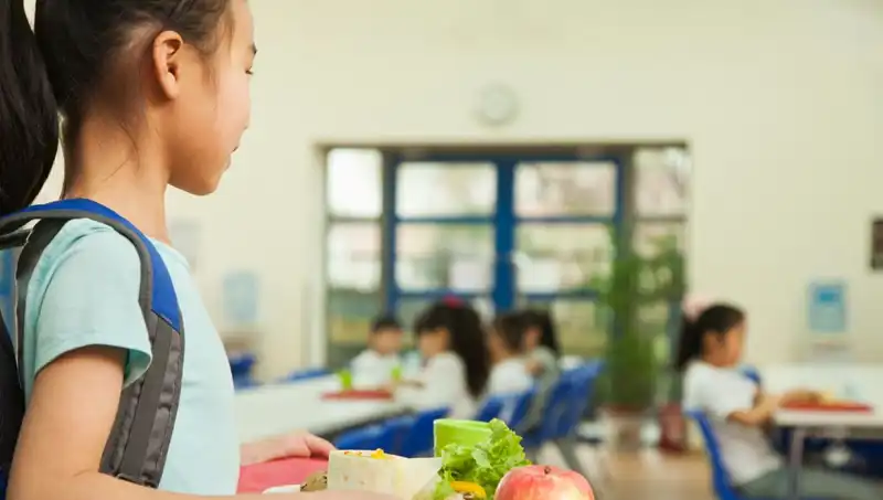 İspanya'da Obeziteyle Mücadelede Radikal Karar: Yağlı Yiyecekler Menülerden Çıkarılacak