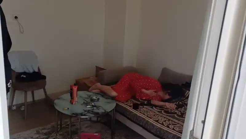 Evsizlerin Dramı: Birlikte Yaşadığı Kadına Dehşeti Yaşattı