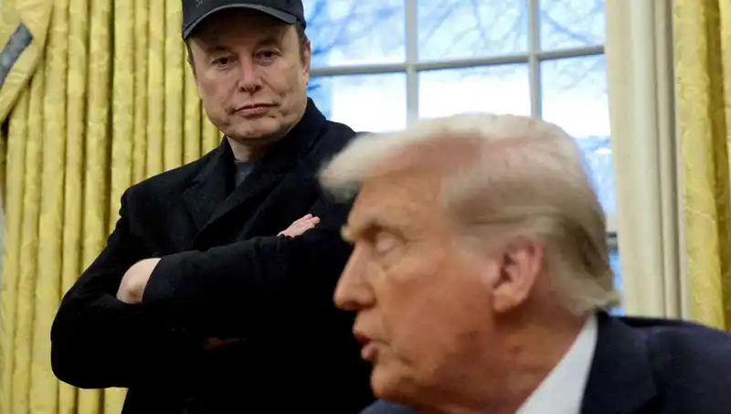 Elon Musk, Trump Kabinesinden Ayrıldı: Gelecek Hakkında Neler Olacak?