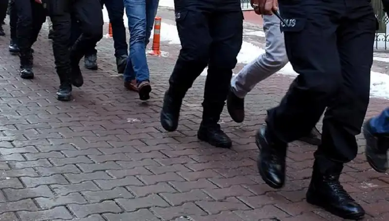 Muğla'da Uyuşturucu Operasyonu: 24 Kişi Tutuklandı, Şehirdeki Suç Ağı Çözüldü