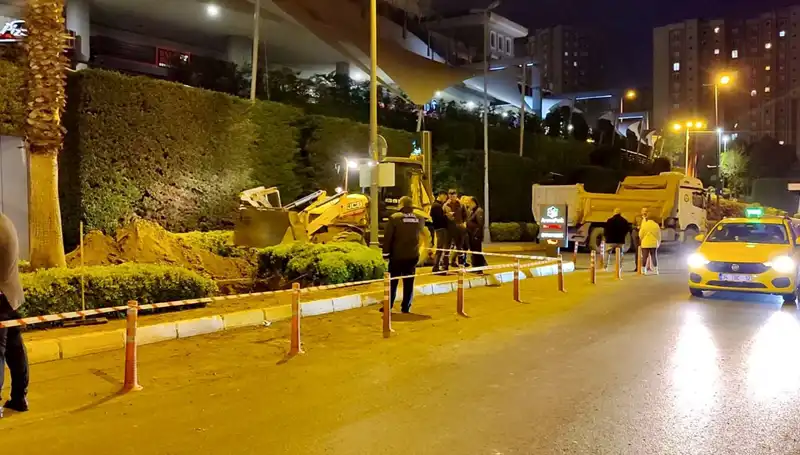 Küçükçekmece’de Doğal Gaz Borusu Panik Yaratıyor: Neler Oldu?