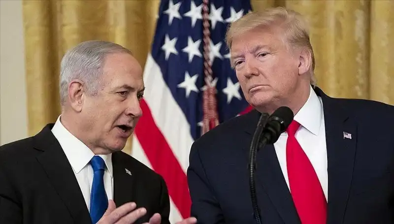 Trump, Netanyahu'yu Savunarak "Savcıların Yaptığı Delilik" Dedi