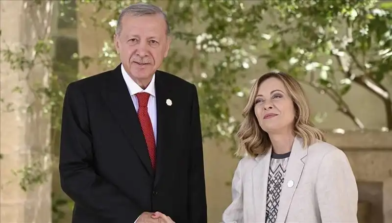 İstanbul'da Tarihi Akdeniz Zirvesi: Erdoğan, İtalya ve Libya Başbakanlarıyla Buluşuyor