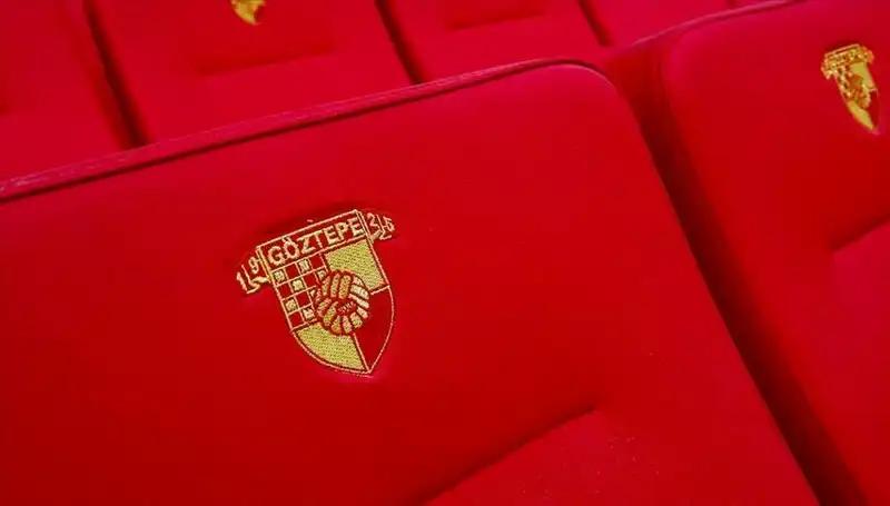 Göztepe, Golcü Junior Olaitan ile Anlaşarak Gücünü Artırdı
