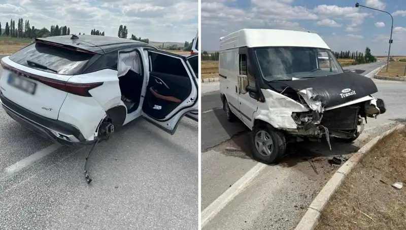 Çorum’da Kafa Kafaya Çarpışma: Yürekler Ağızda Kaldı!