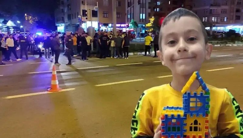 8 Yaşındaki Çocuğun Kamyonet Çarpmasıyla Hayatını Kaybettiği Kaza