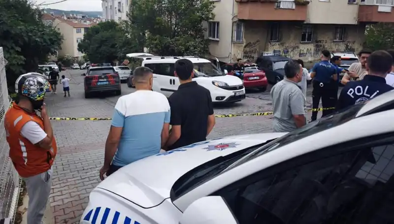 İstanbul Sokaklarında Silahlı Saldırı: Hayatını Kaybeden Bir Kişi!