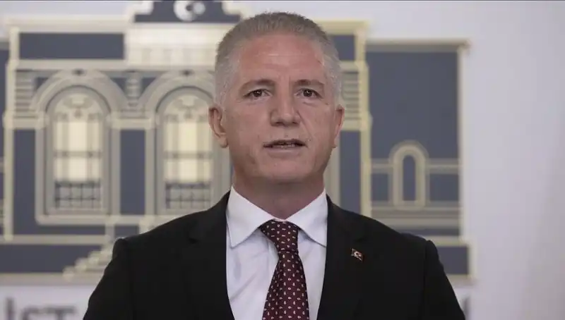 Vali Gül, Dolandırıcılık Uyarısıyla Vatandaşları Bilinçlendirdi: Dikkatli Olun!