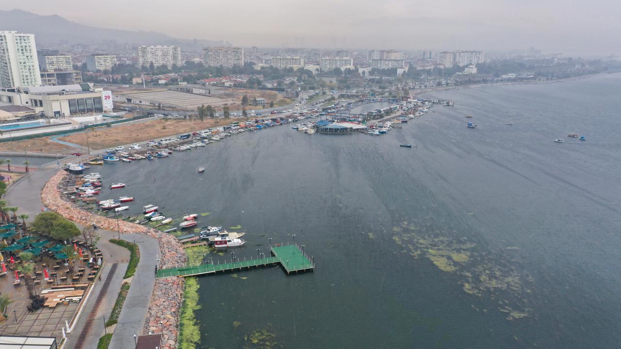 İzmir Körfezi'ndeki Kirliliğe İlişkin Soruşturma Başlatıldı