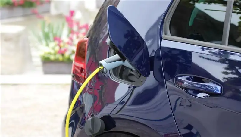 Yeni Elektrikli Araç Teknolojisi: 1500 Kilometre Menzil ile Devrim Yapacak!